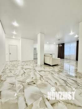 3-к квартира, вторичка, 112м2, 1/10 этаж