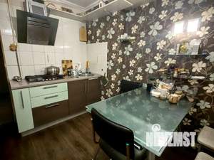 3-к квартира, вторичка, 64м2, 1/5 этаж