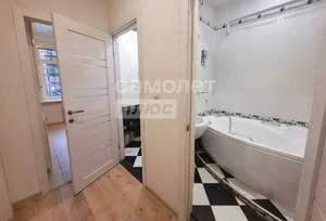 2-к квартира, вторичка, 50м2, 1/9 этаж