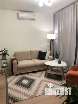 2-к квартира, вторичка, 43м2, 18/18 этаж