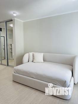 Студия квартира, вторичка, 32м2, 27/32 этаж