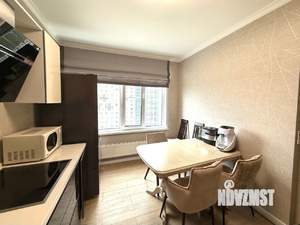 3-к квартира, вторичка, 68м2, 19/33 этаж