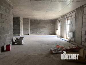 Студия квартира, вторичка, 70м2, 10/10 этаж