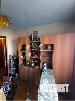 2-к квартира, вторичка, 63м2, 1/9 этаж