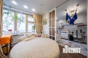 3-к квартира, вторичка, 70м2, 43/44 этаж