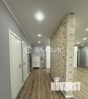 3-к квартира, вторичка, 104м2, 3/17 этаж