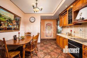 4-к квартира, вторичка, 140м2, 14/17 этаж