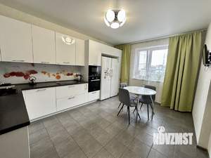 3-к квартира, вторичка, 95м2, 18/22 этаж