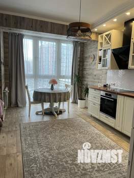 3-к квартира, вторичка, 81м2, 8/24 этаж