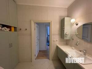 4-к квартира, вторичка, 135м2, 6/9 этаж
