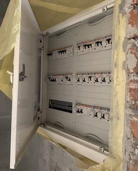 4-к квартира, вторичка, 237м2, 1/4 этаж