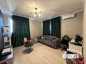 2-к квартира, вторичка, 63м2, 19/32 этаж