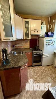 2-к квартира, вторичка, 42м2, 1/4 этаж