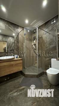 4-к квартира, вторичка, 144м2, 38/44 этаж