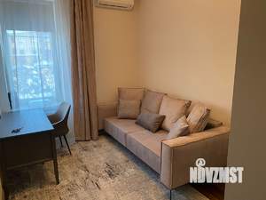 4-к квартира, вторичка, 139м2, 1/3 этаж
