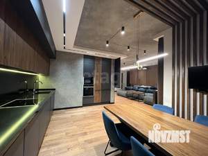 3-к квартира, вторичка, 107м2, 5/18 этаж