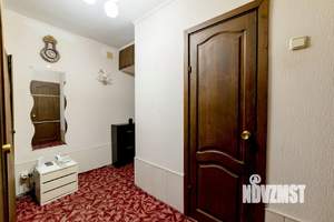 2-к квартира, вторичка, 43м2, 1/9 этаж