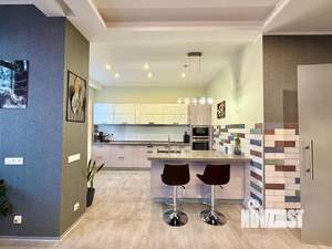 4-к квартира, вторичка, 109м2, 5/6 этаж