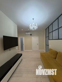 3-к квартира, вторичка, 65м2, 18/30 этаж