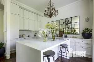 4-к квартира, вторичка, 154м2, 2/8 этаж