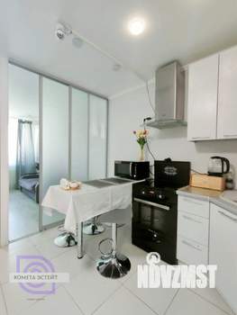 2-к квартира, вторичка, 35м2, 10/17 этаж