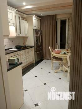 4-к квартира, вторичка, 130м2, 10/24 этаж