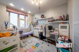 3-к квартира, вторичка, 70м2, 43/44 этаж