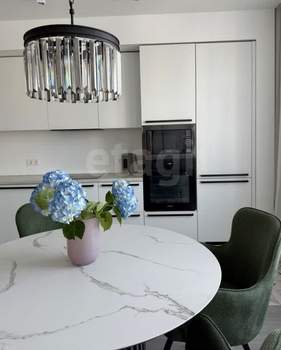 2-к квартира, вторичка, 78м2, 14/45 этаж