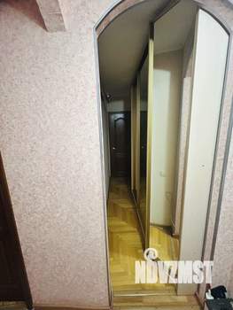 2-к квартира, вторичка, 41м2, 1/4 этаж