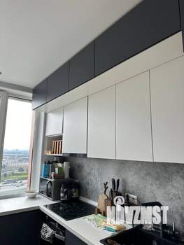 3-к квартира, вторичка, 58м2, 18/32 этаж