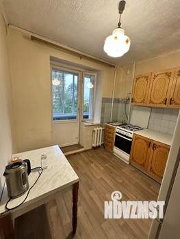2-к квартира, вторичка, 52м2, 4/5 этаж