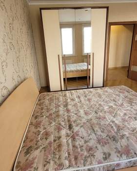 3-к квартира, вторичка, 77м2, 2/18 этаж