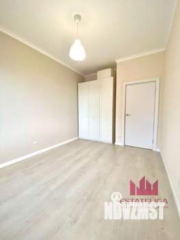 3-к квартира, вторичка, 75м2, 28/33 этаж