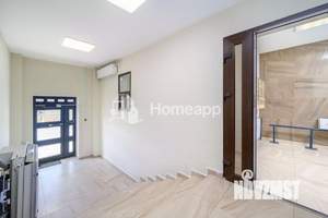 2-к квартира, вторичка, 44м2, 1/8 этаж