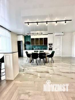 3-к квартира, вторичка, 135м2, 7/9 этаж