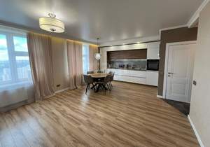 2-к квартира, вторичка, 78м2, 39/45 этаж