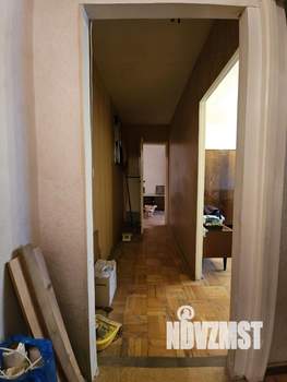 2-к квартира, вторичка, 43м2, 1/4 этаж