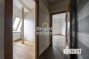 4-к квартира, вторичка, 140м2, 3/3 этаж