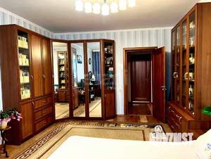 3-к квартира, вторичка, 90м2, 7/25 этаж