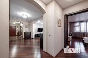 3-к квартира, вторичка, 133м2, 19/25 этаж
