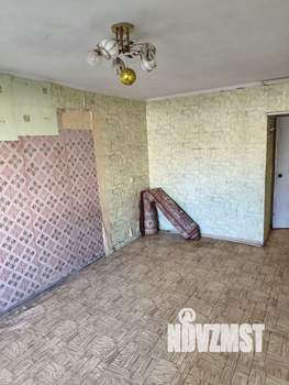 2-к квартира, вторичка, 42м2, 1/5 этаж