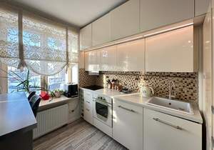 3-к квартира, вторичка, 42м2, 7/45 этаж