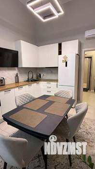 2-к квартира, вторичка, 57м2, 1/9 этаж