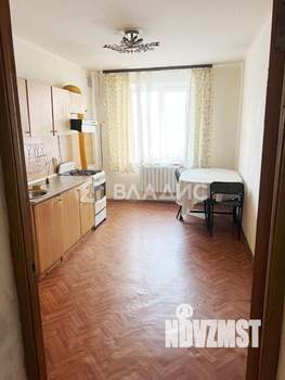 3-к квартира, вторичка, 98м2, 1/10 этаж