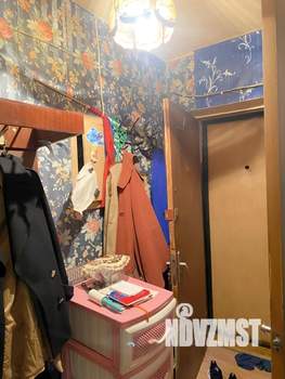 2-к квартира, вторичка, 43м2, 1/4 этаж