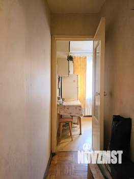 2-к квартира, вторичка, 43м2, 1/4 этаж