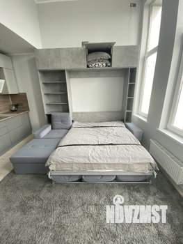 Студия квартира, вторичка, 24м2, 33/33 этаж