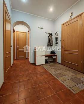 2-к квартира, вторичка, 58м2, 1/9 этаж