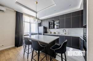 2-к квартира, вторичка, 123м2, 9/10 этаж