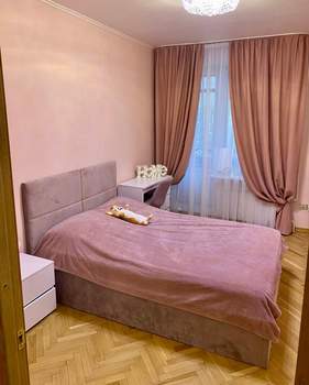 3-к квартира, вторичка, 100м2, 5/5 этаж